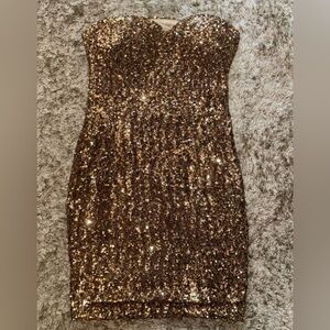 Gold sparkle strapless dress